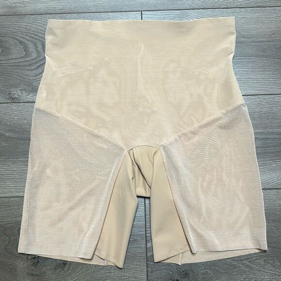 Honeylove Other - NWOT HoneyLove The SuperPower Short High Waist Mid Thigh Nude Shapewear Size 1X
